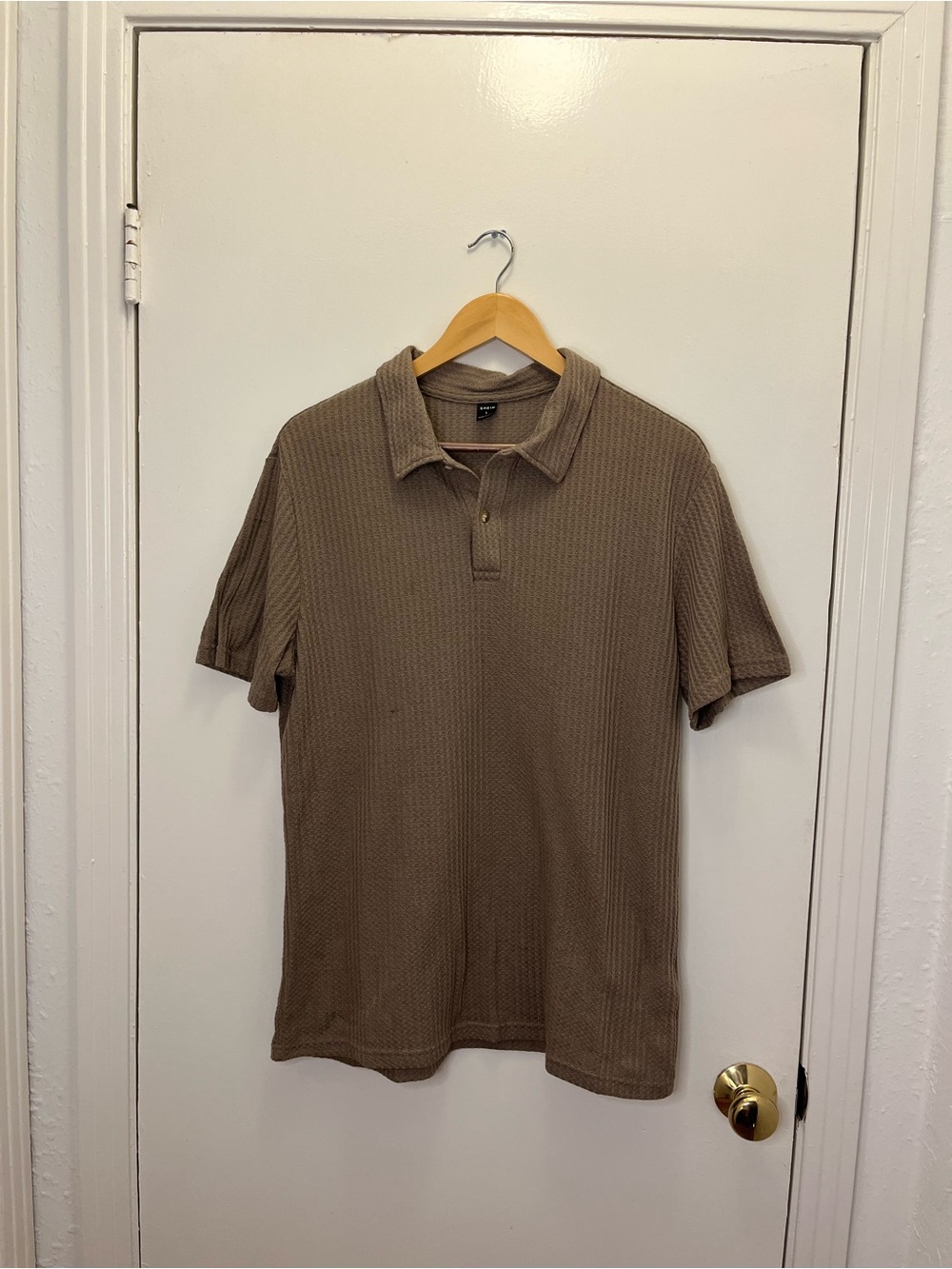 SHEIN Men's Waffle-Knit Polo in Brown